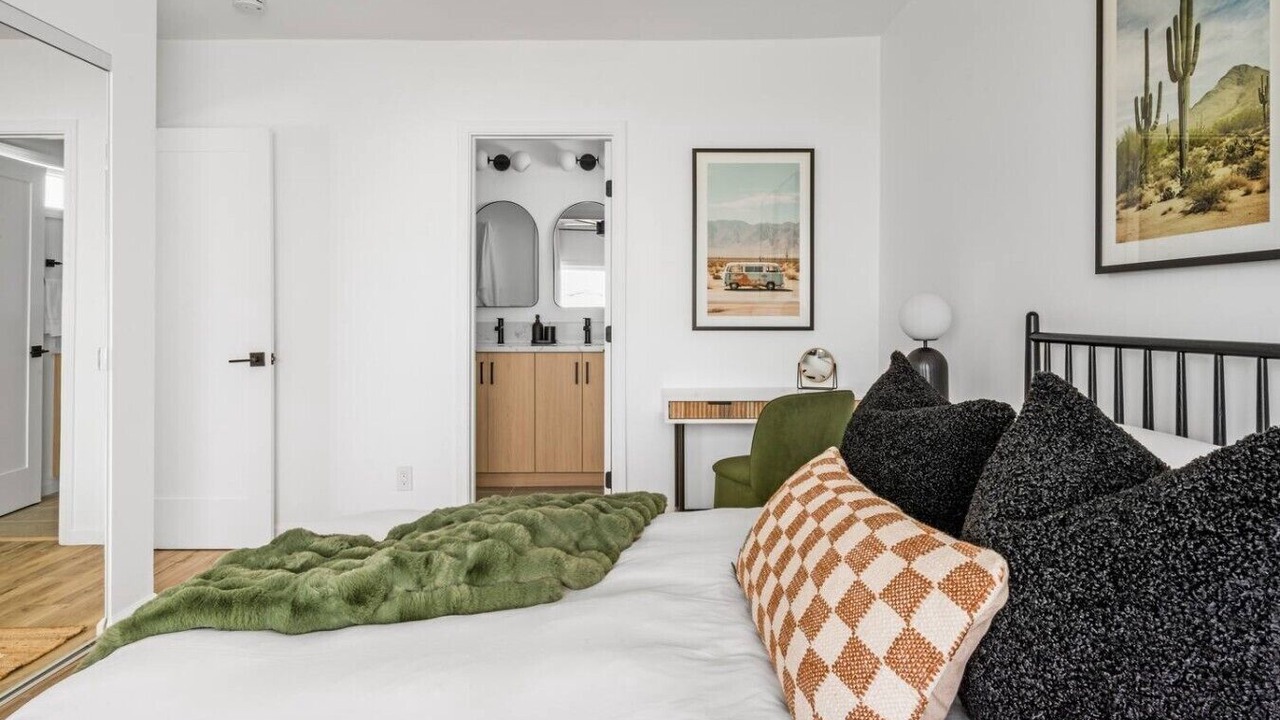 Photo of Bedroom in Mission Hills