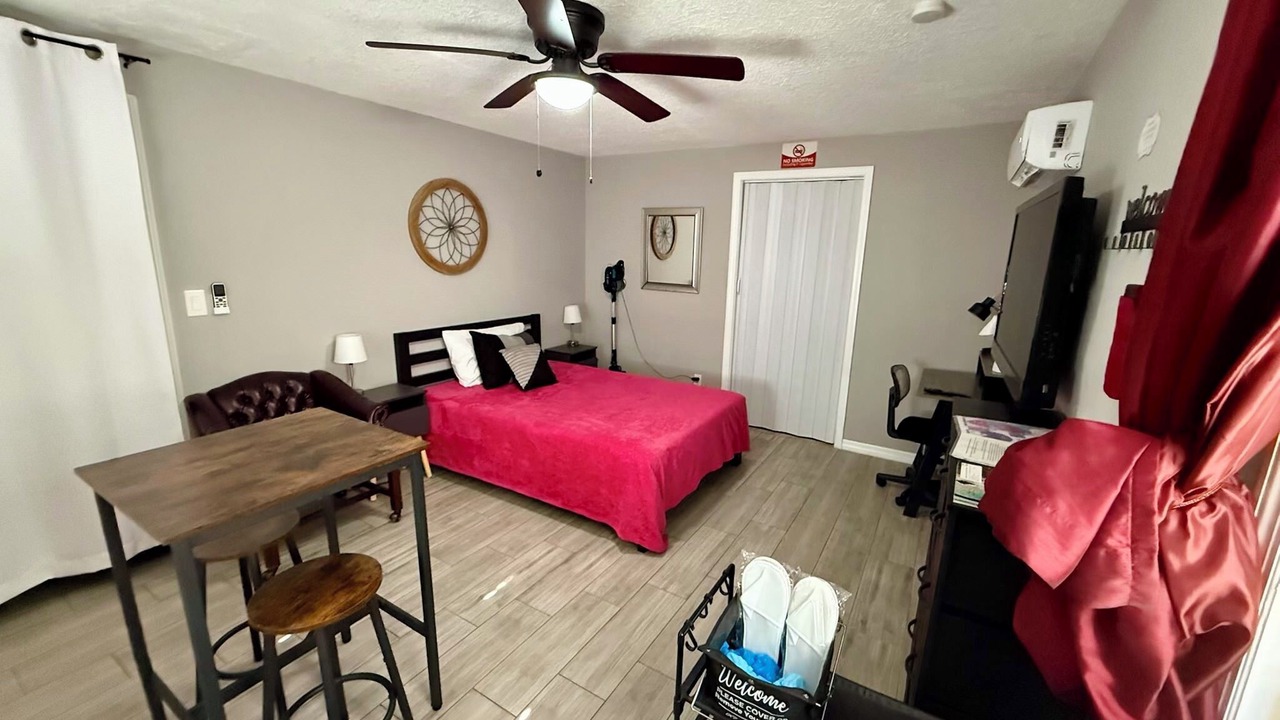 Photo of Bedroom in University