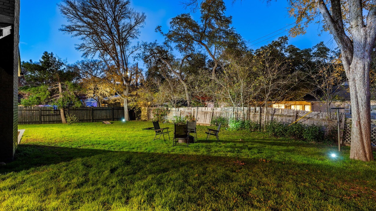 Photo of Outdoor in Barton Hills