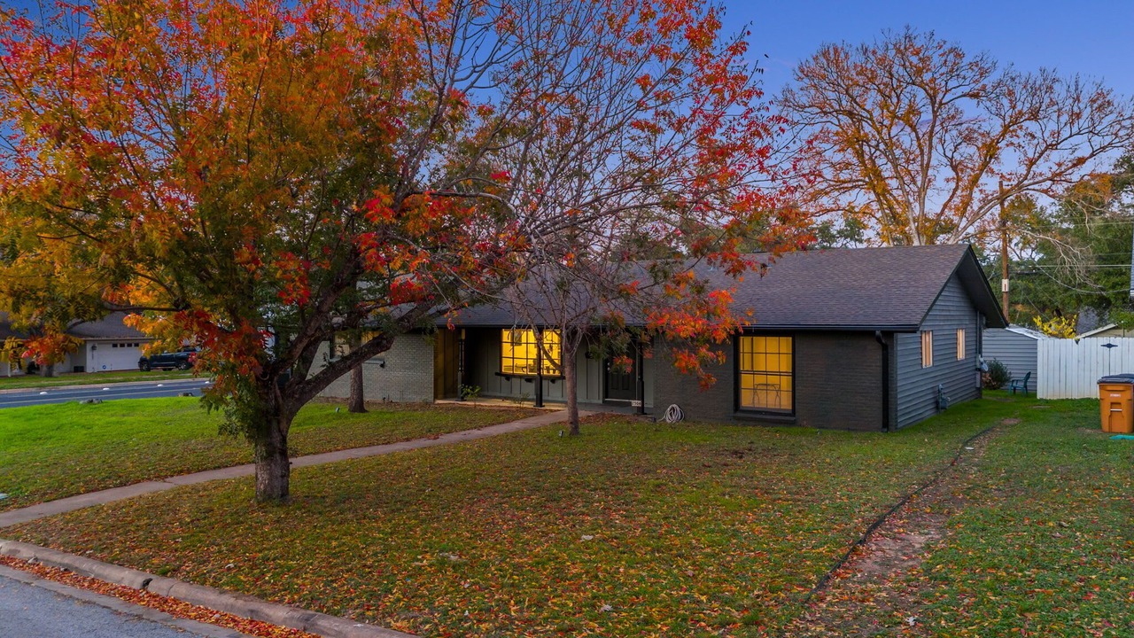 Photo of Outdoor in Barton Hills