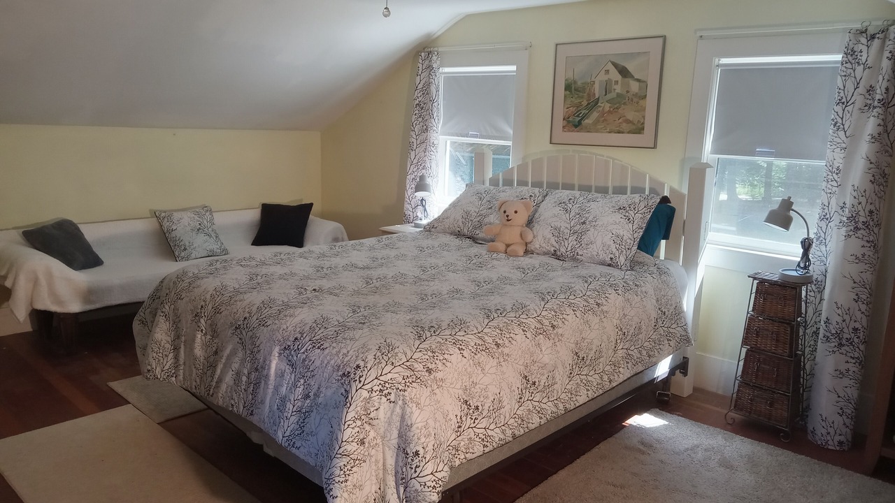 Photo of Bedroom in East Holden
