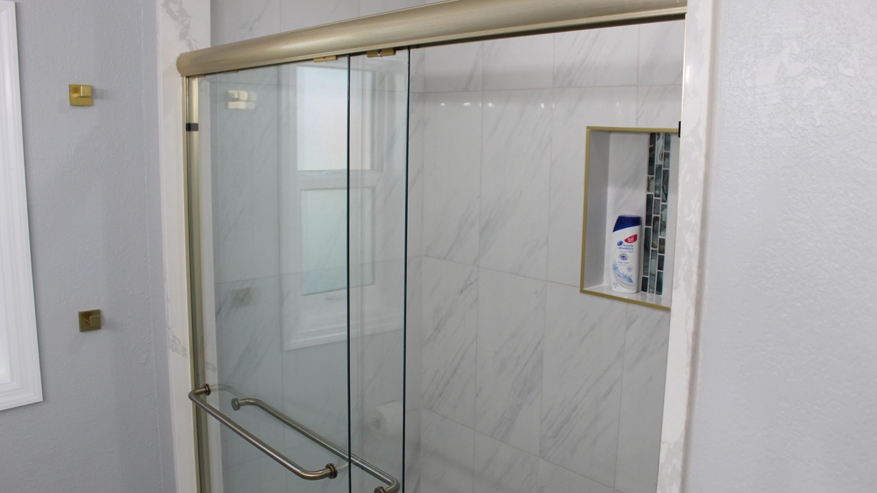 Photo of Bathroom in Orient Park