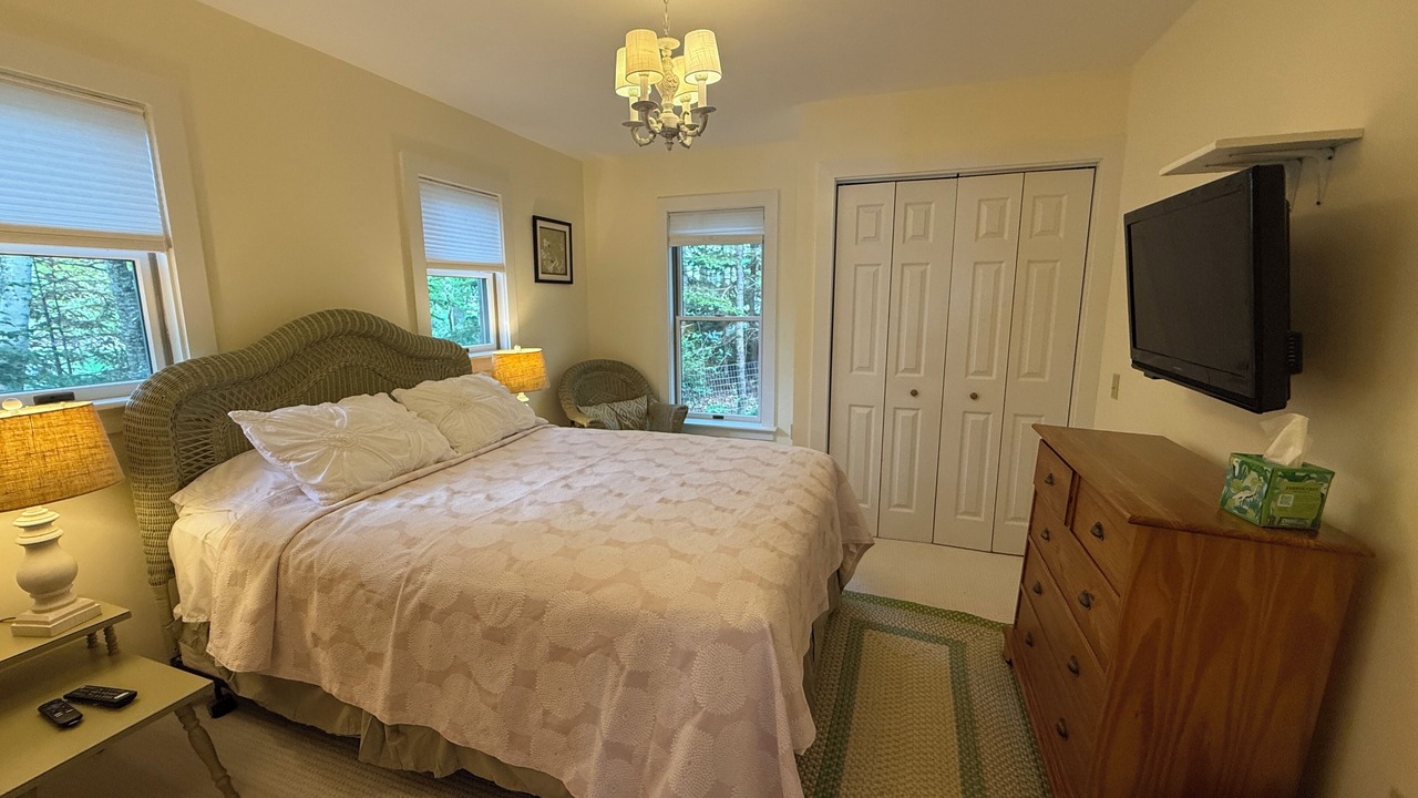 Photo of Bedroom in Salsbury Cove
