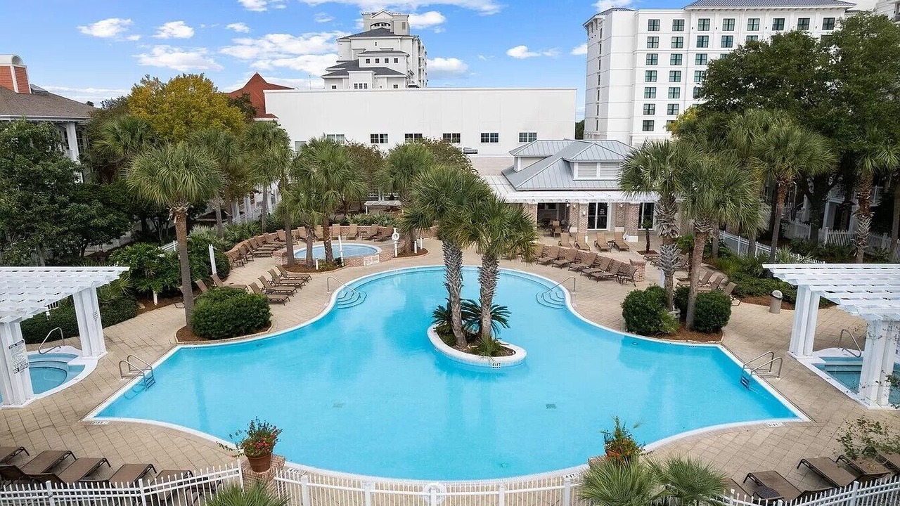 Photo of Outdoor in Baytowne Wharf