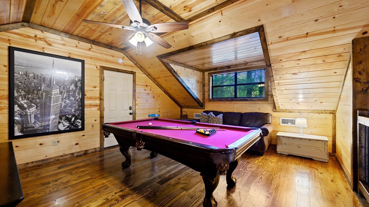Photo of Bedroom in Hochatown