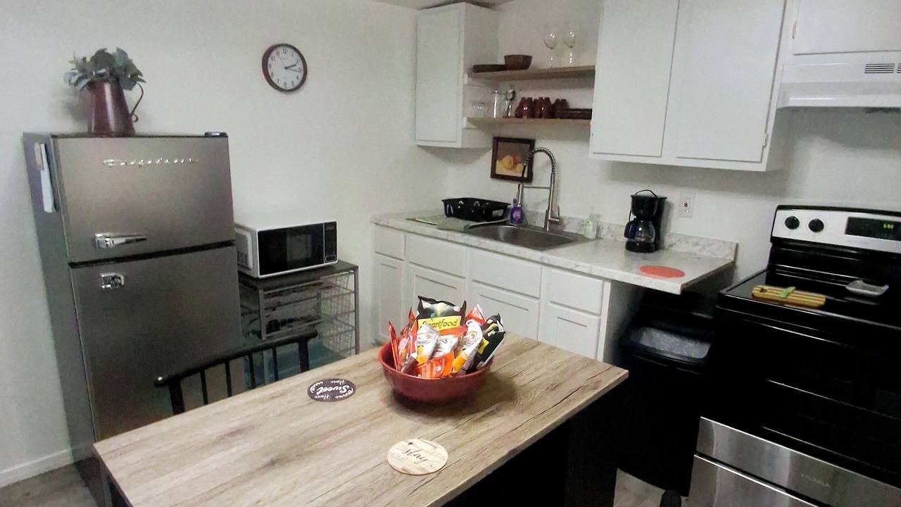 Photo of Kitchen in Redwood