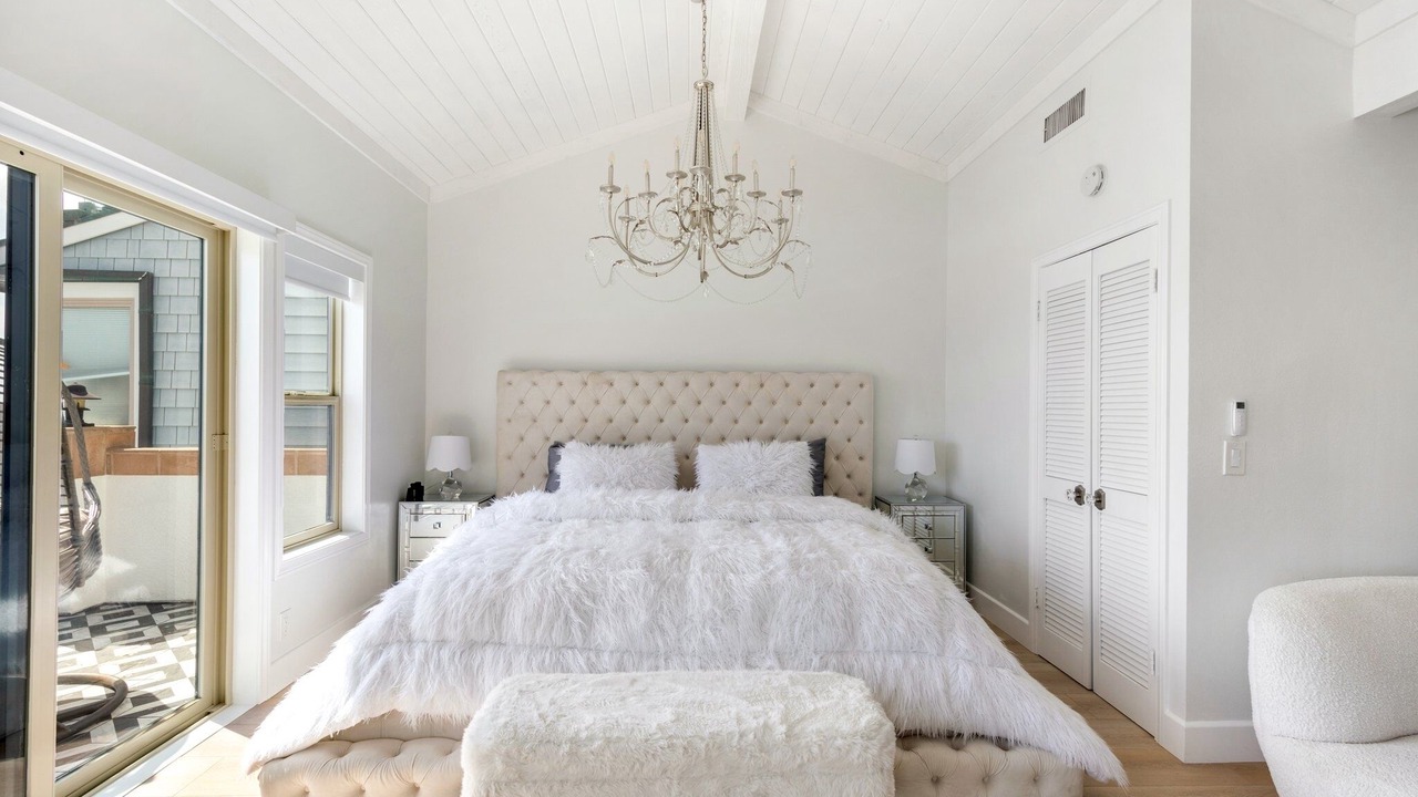 Photo of Bedroom in South Oceanside