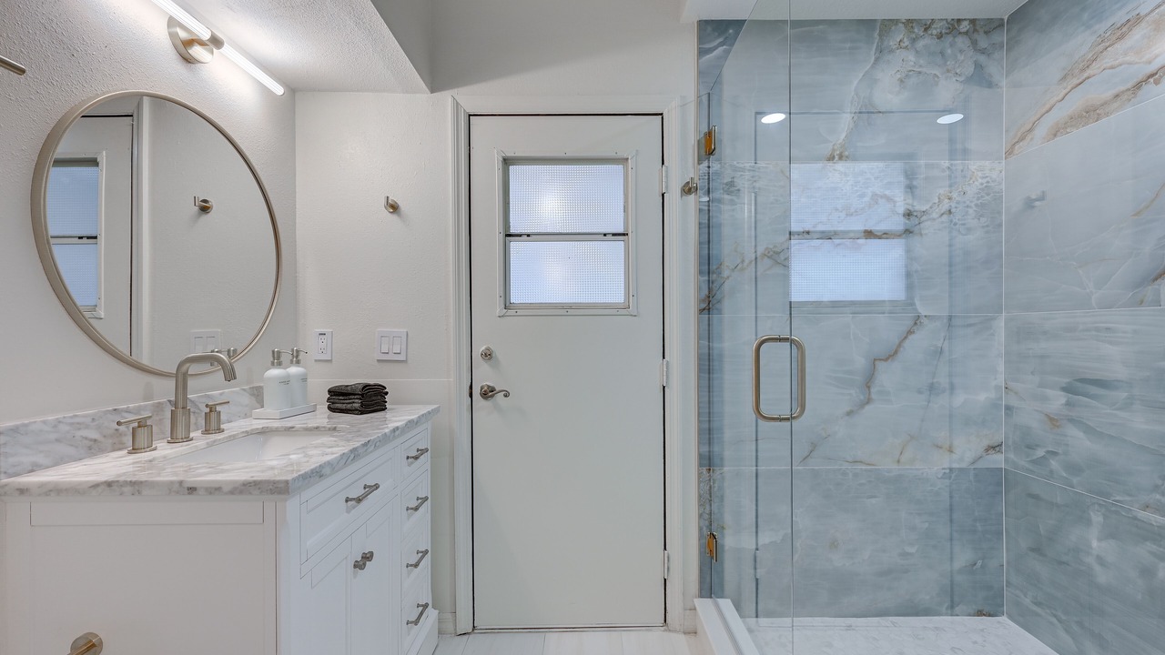 Photo of Bathroom in Valrico