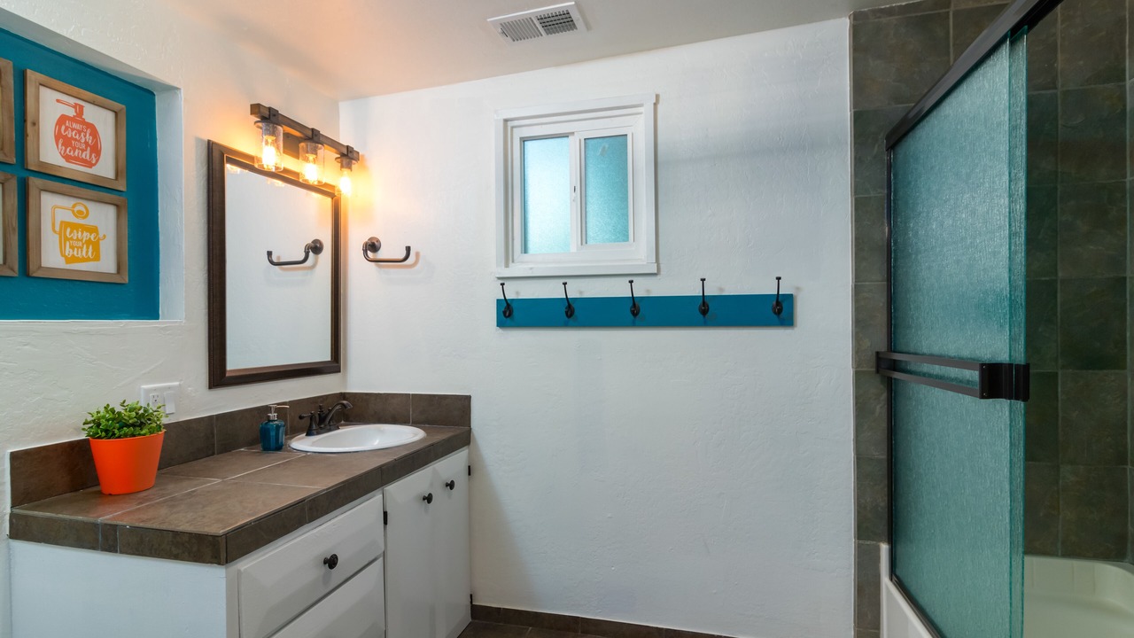 Photo of Bathroom in Cottonwood