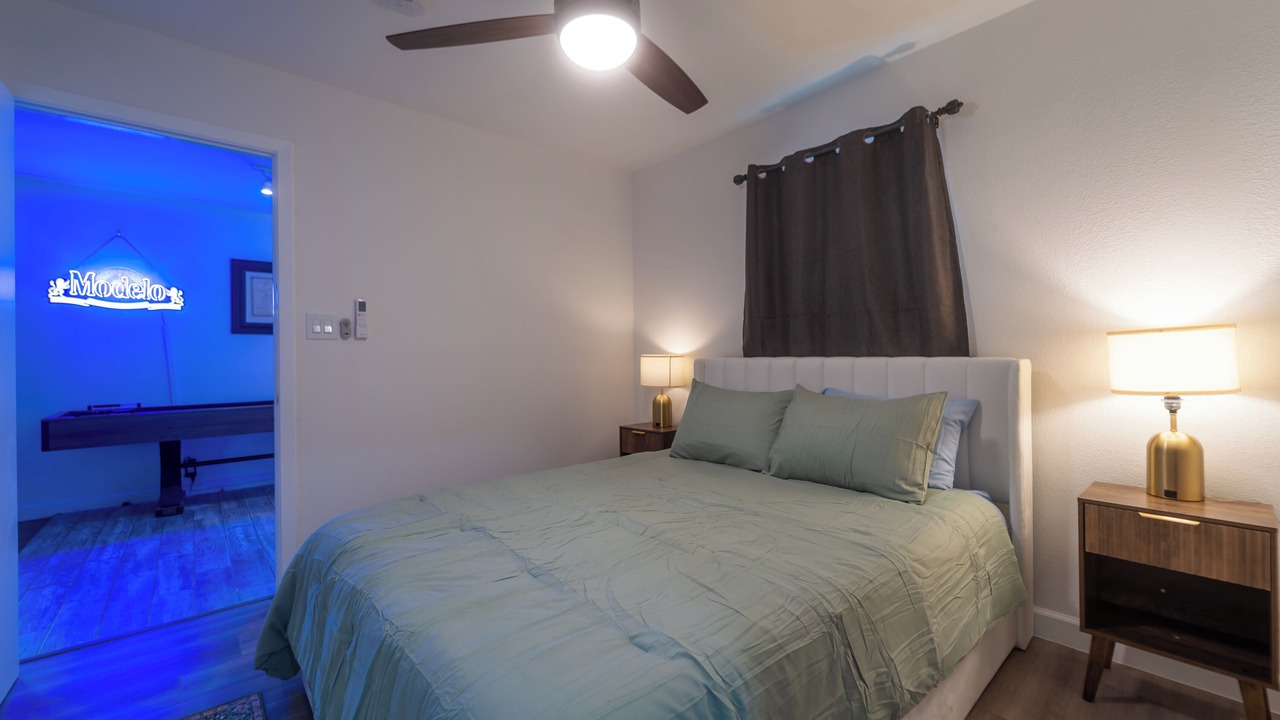 Photo of Bedroom in Mesa Park