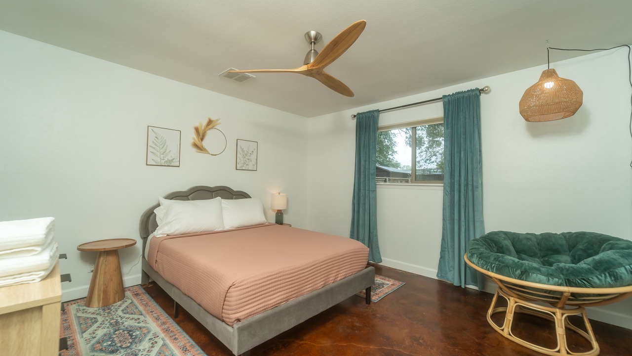 Photo of Bedroom in Mesa Park