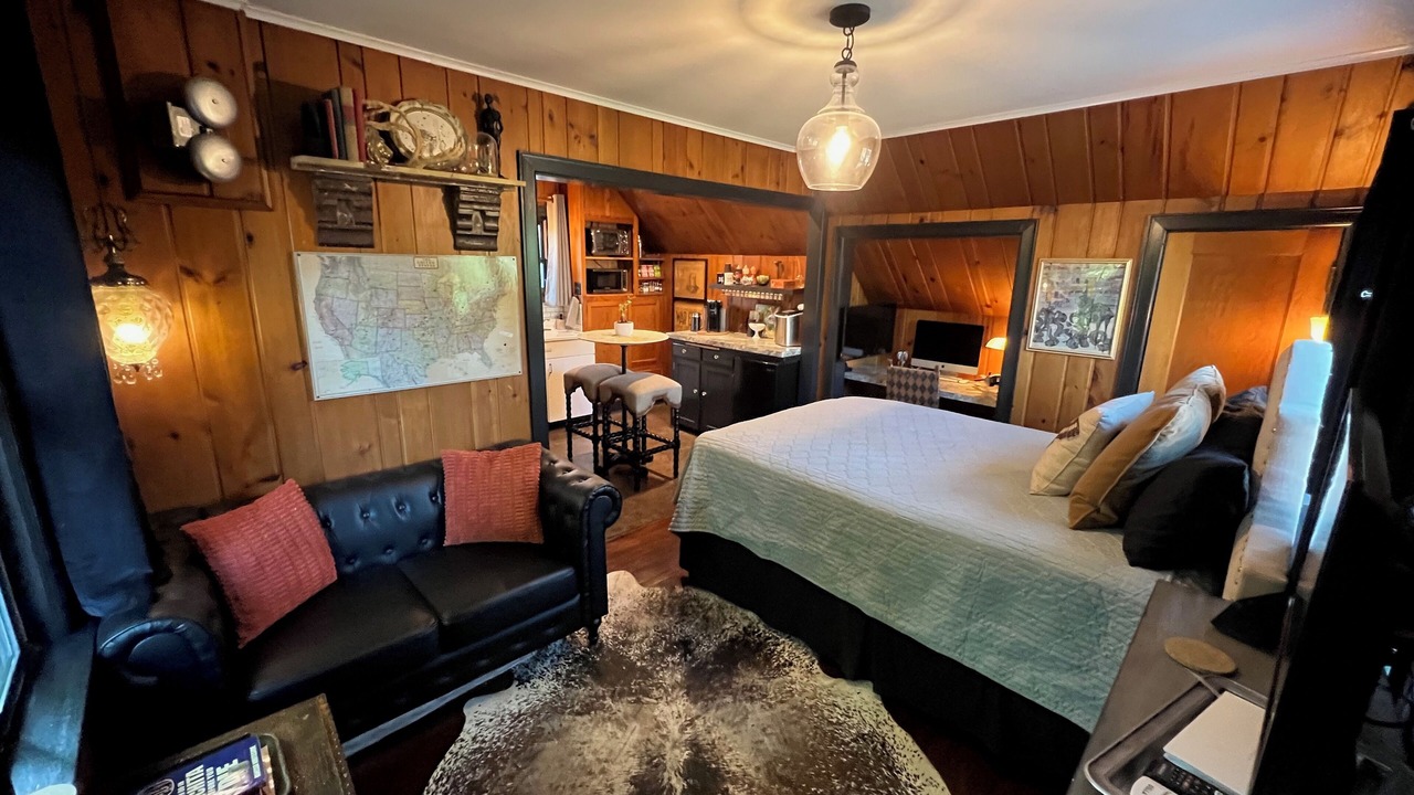 Photo of Bedroom in College Hill