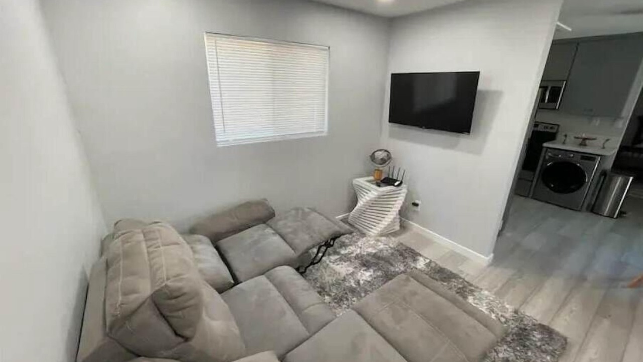 Photo of Livingroom in Old Poway