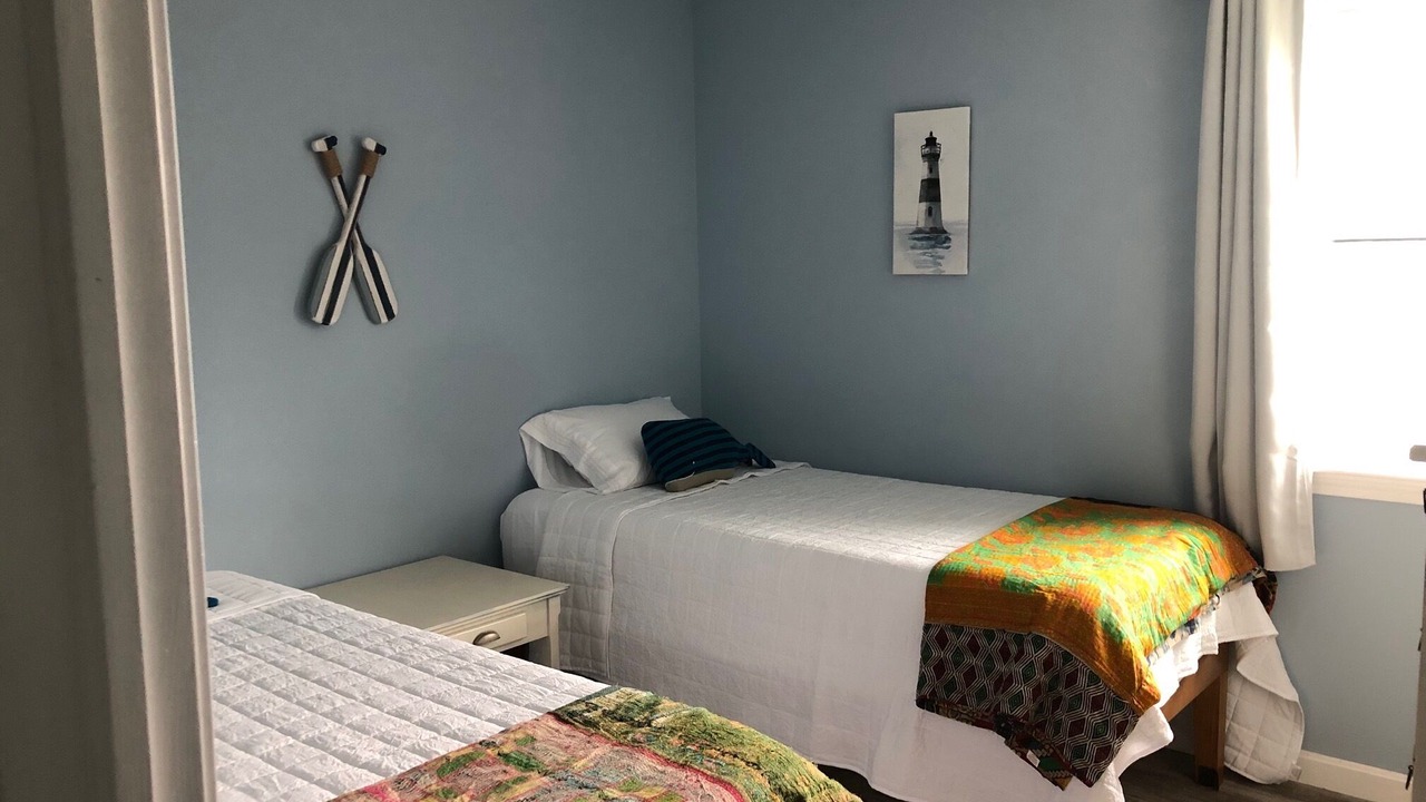 Photo of Bedroom in Northport