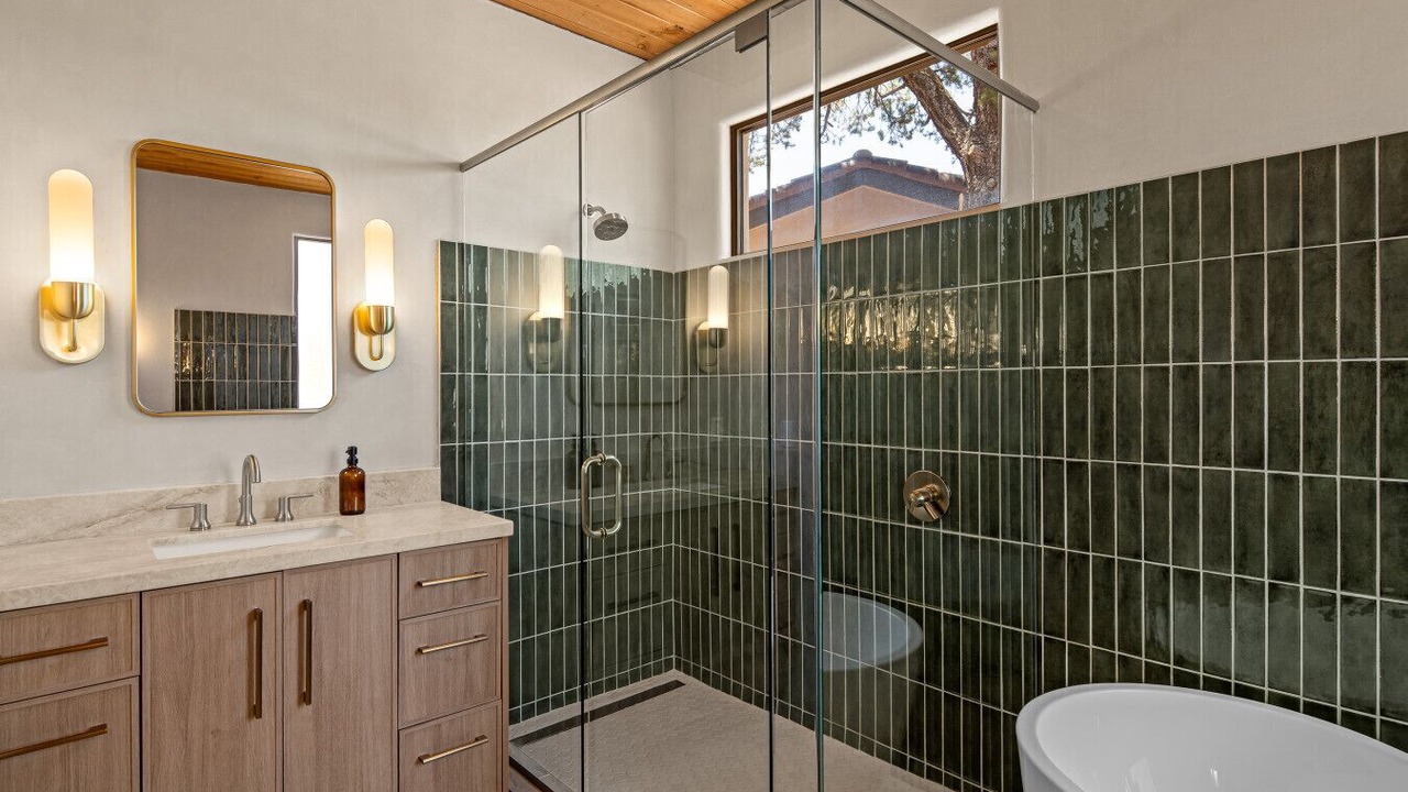 Photo of Bathroom in Oak Creek