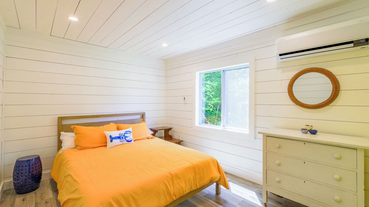 Photo of Bedroom in Rockland