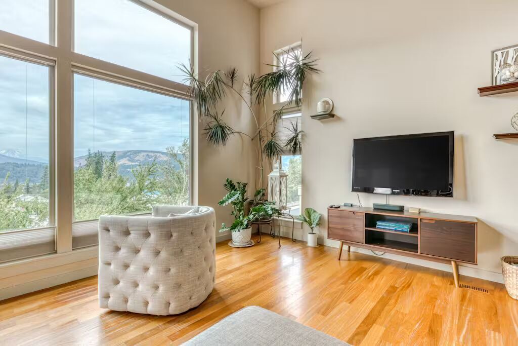 Photo of Livingroom in Hood River