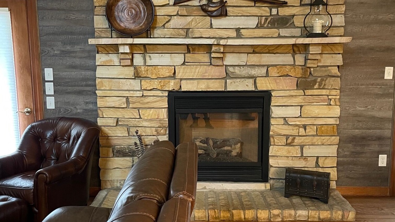 Photo of Livingroom in Lanexa