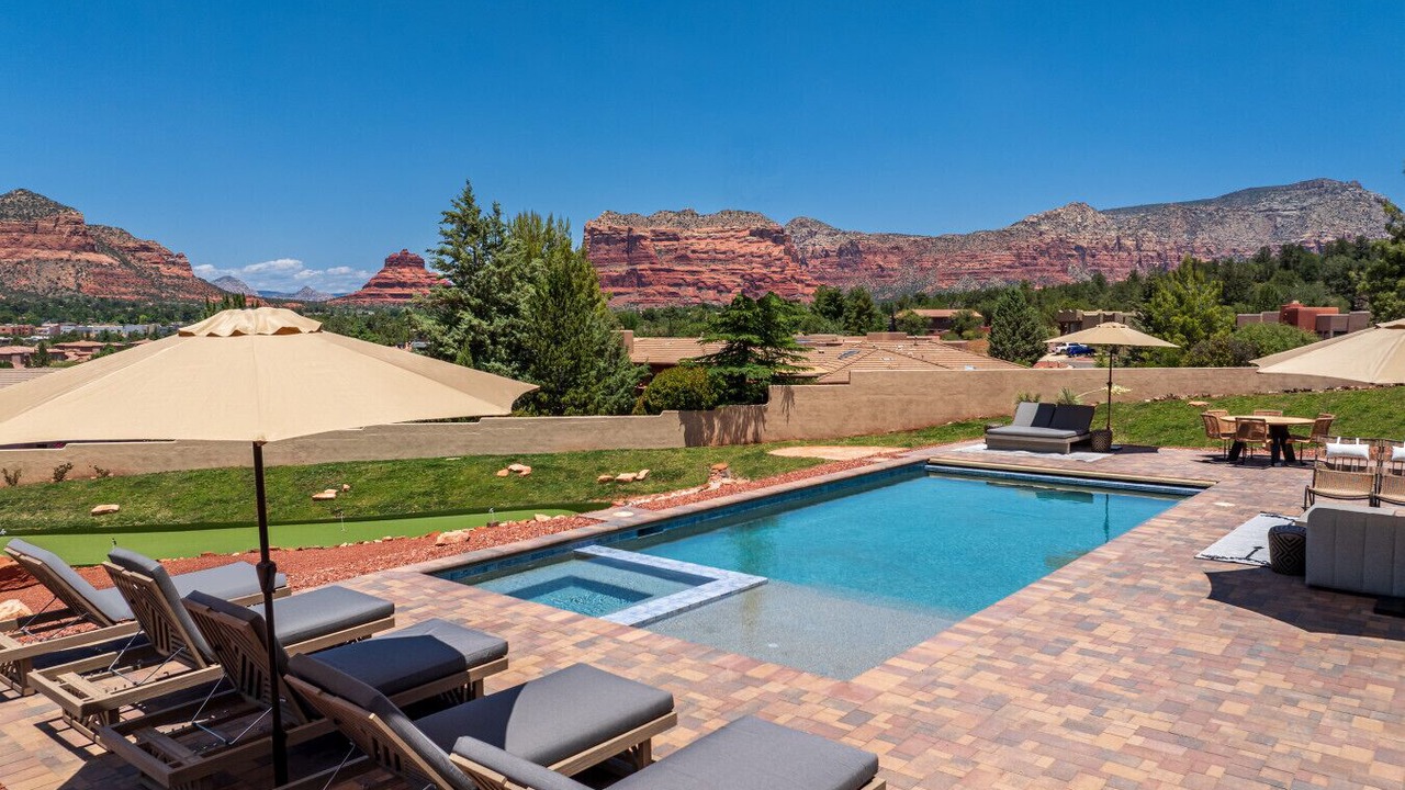 Photo of Outdoor in Oak Creek