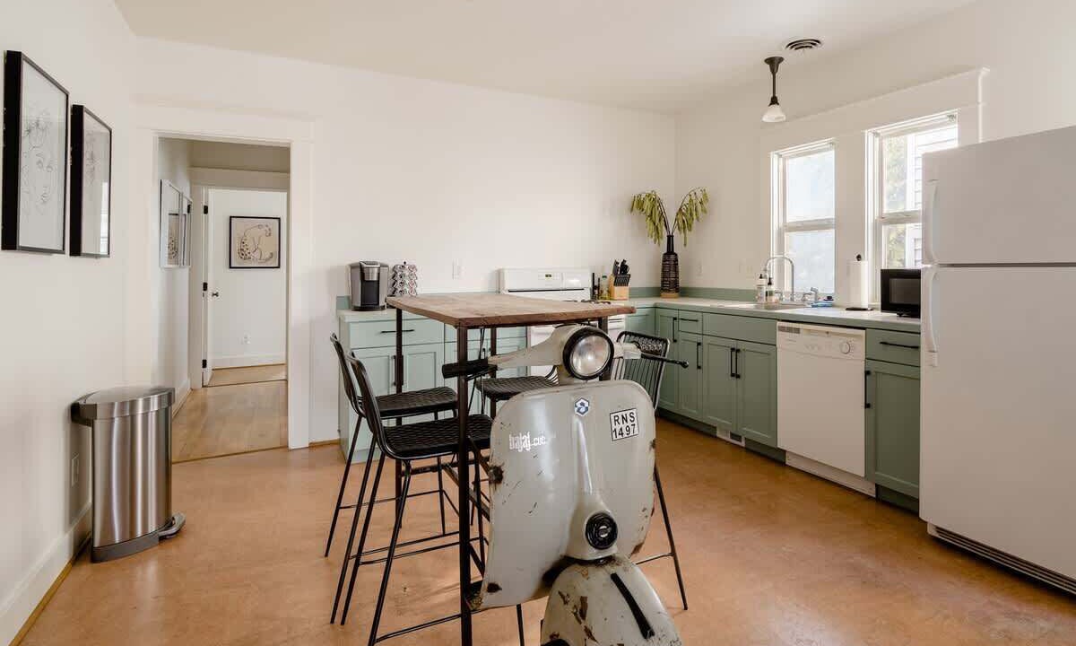 Photo of Kitchen in Mississippi District