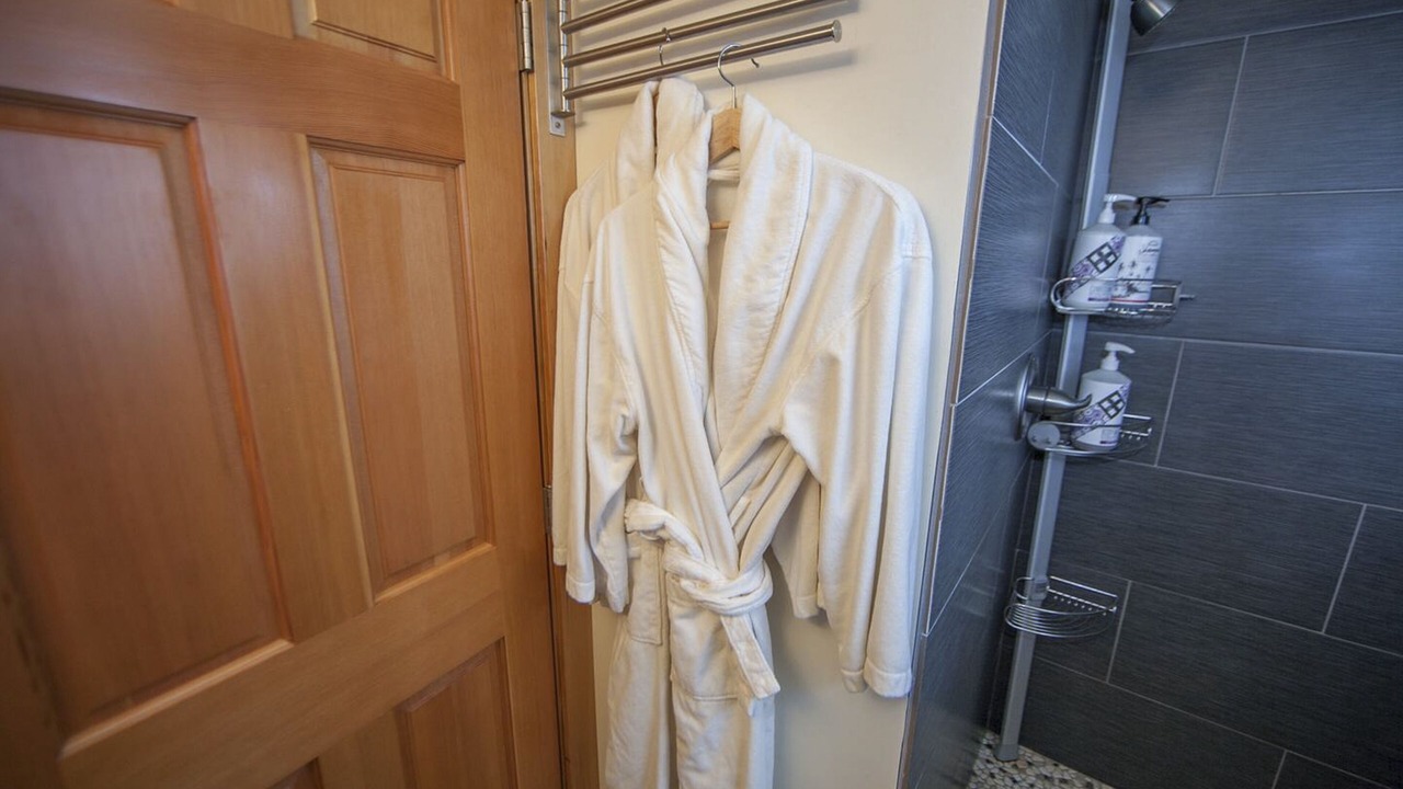 Photo of Bathroom in Mississippi District