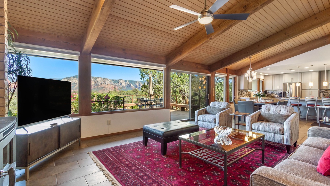 Photo of Livingroom in West Sedona