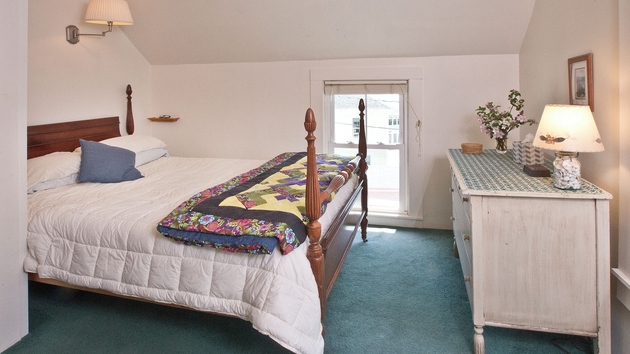 Photo of Bedroom in Stonington