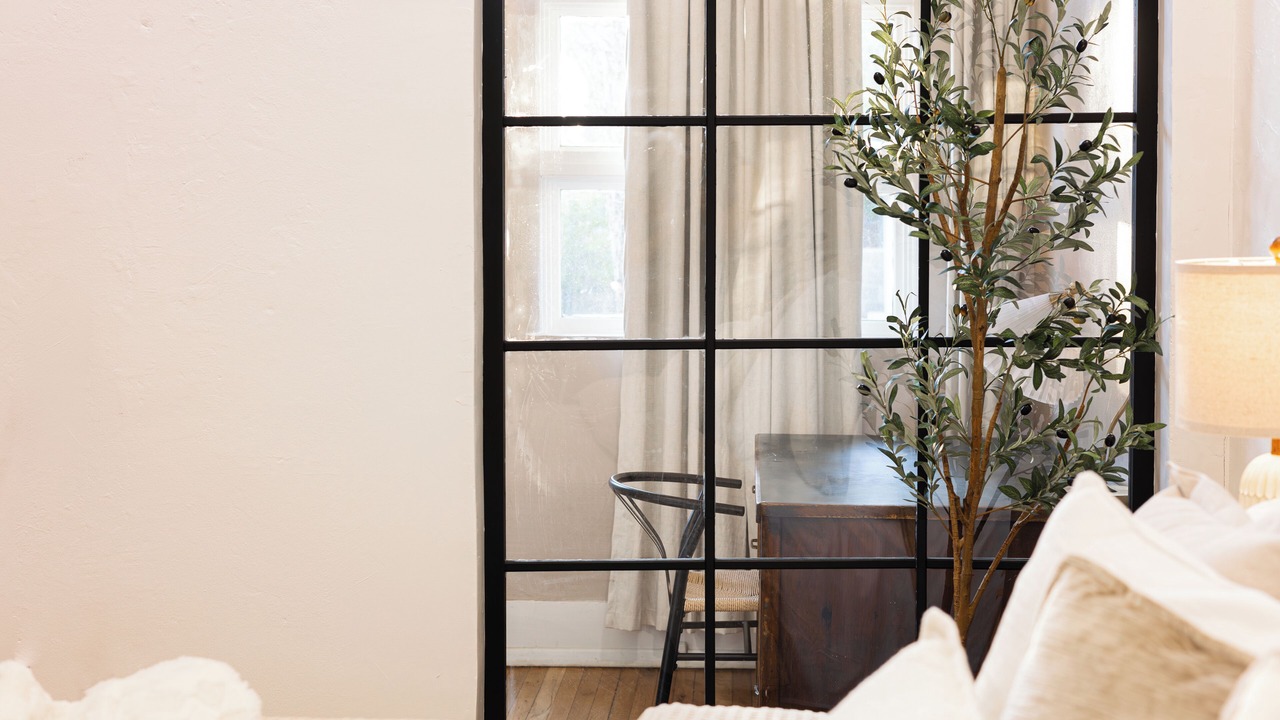 Photo of Bedroom in Downtown Albuquerque