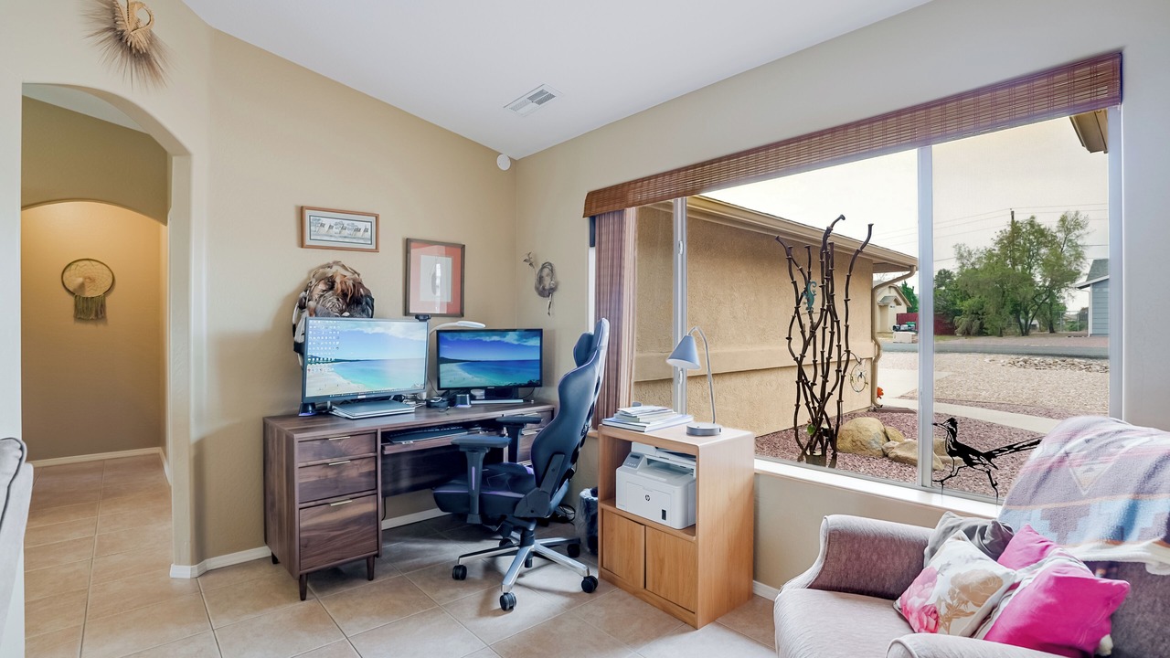 Photo of Livingroom in Prescott Valley Units