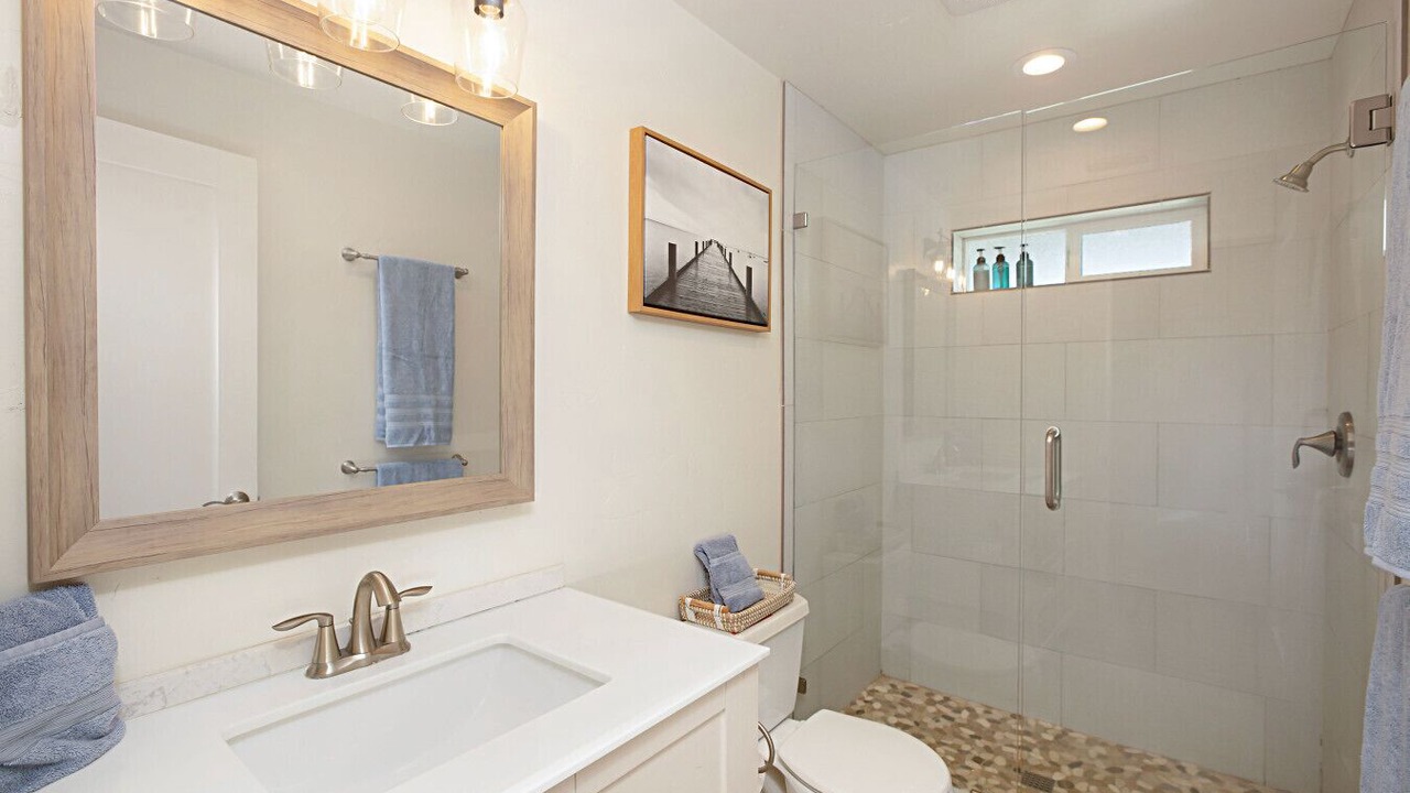 Photo of Bathroom in South Oceanside