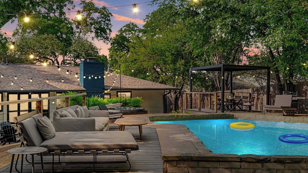 Photo of Outdoor in Barton Hills