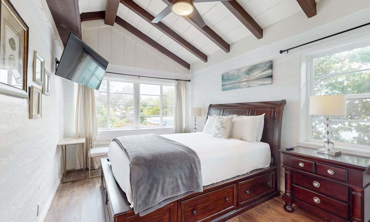 Photo of Bedroom in Country Club