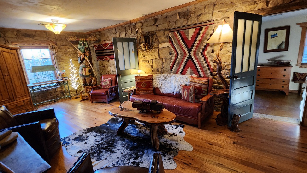 Photo of Livingroom in Towaoc