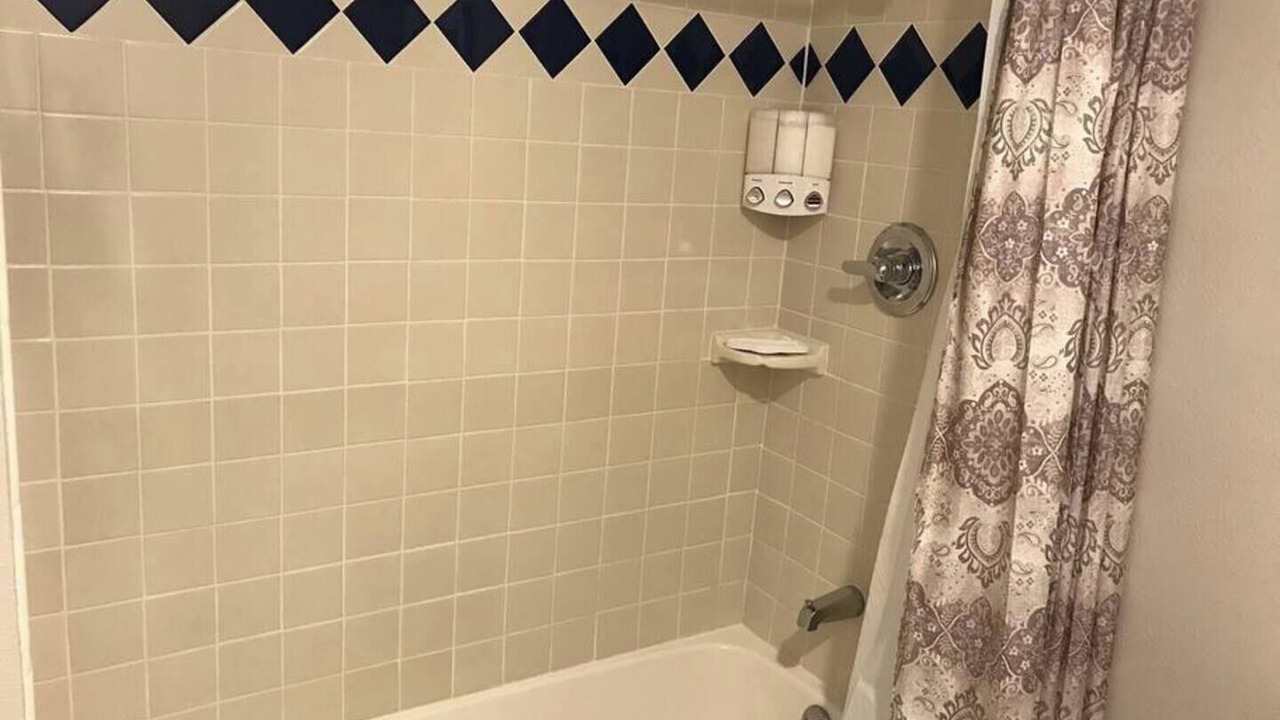 Photo of Bathroom in Alamedan Valley