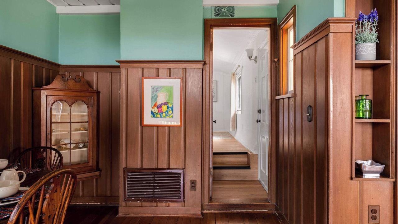 Photo of Livingroom in Country Club