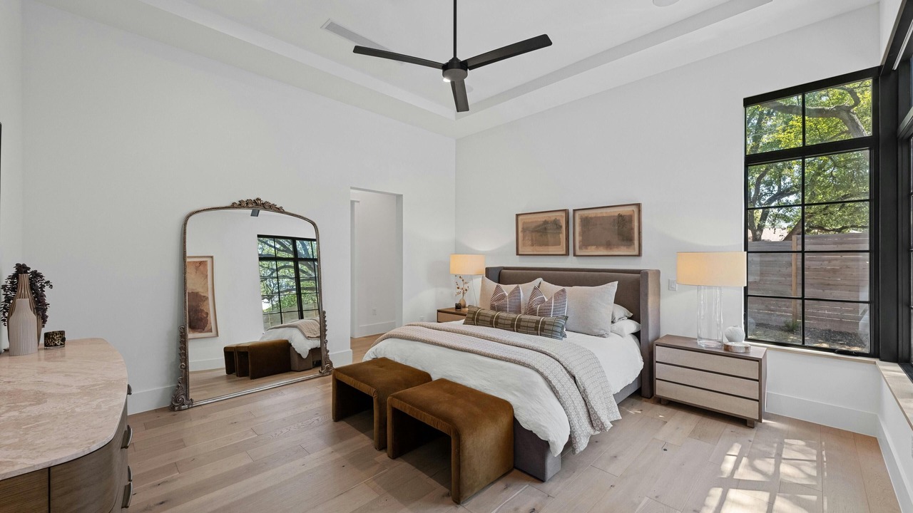 Photo of Bedroom in Barton Hills