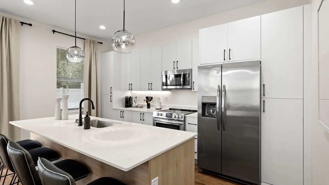 Photo of Kitchen in Pinecrest West Park
