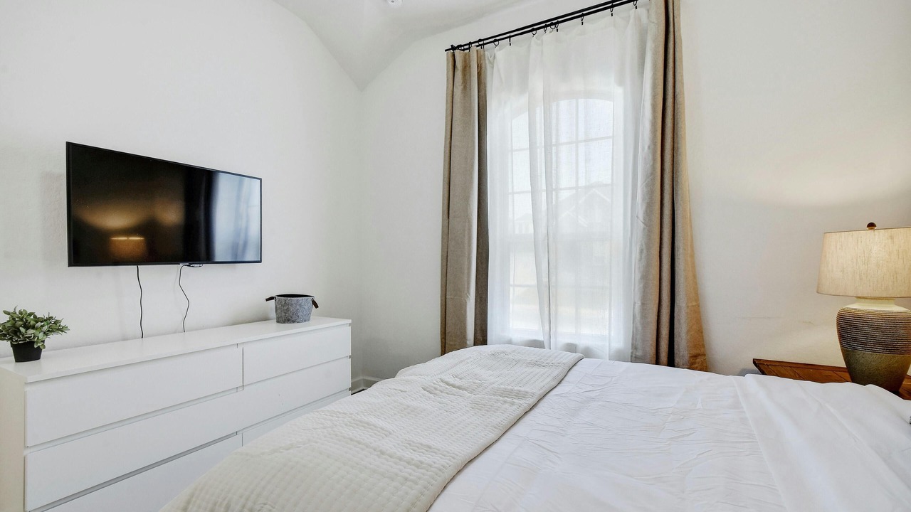 Photo of Bedroom in Spring Branch