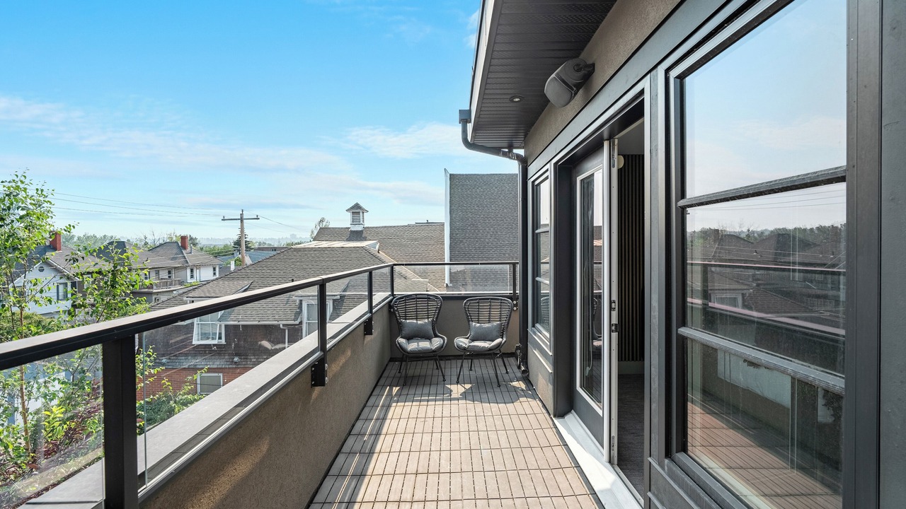 Photo of Outdoor in Kensington