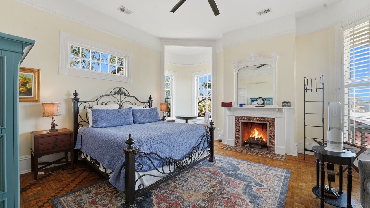 Photo of Bedroom in Historic Downtown Savannah