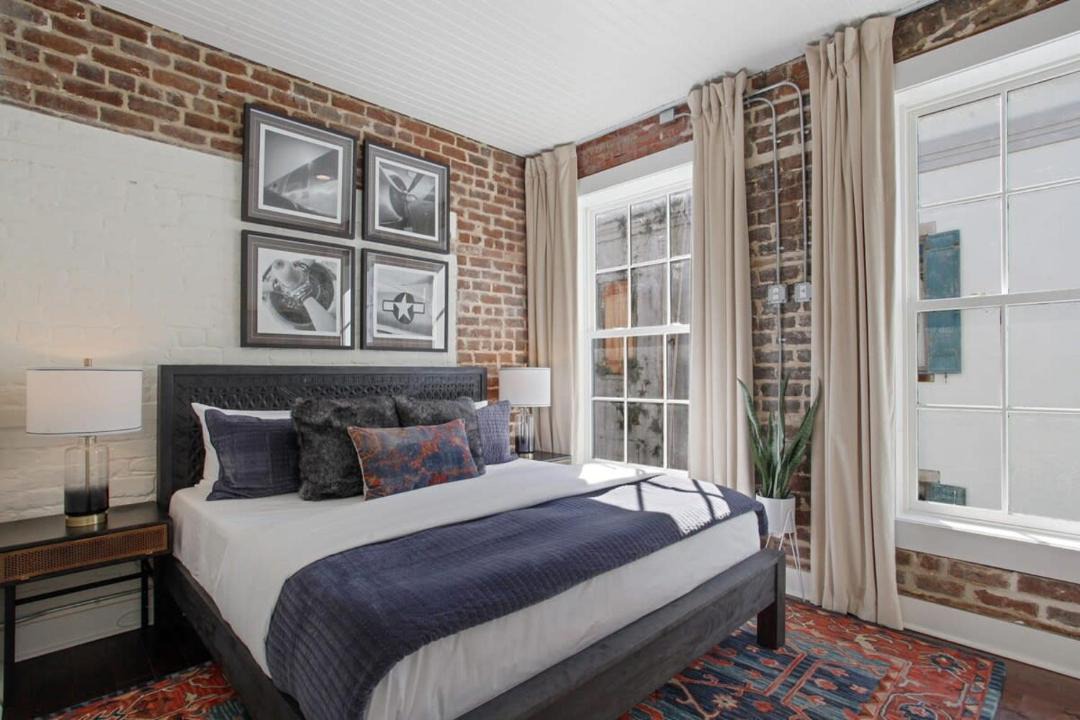 Photo of Bedroom in Historic District - North