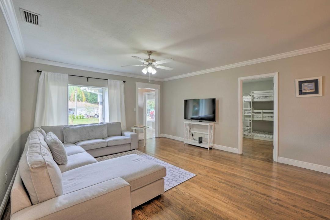 Photo of Livingroom in Clearwater