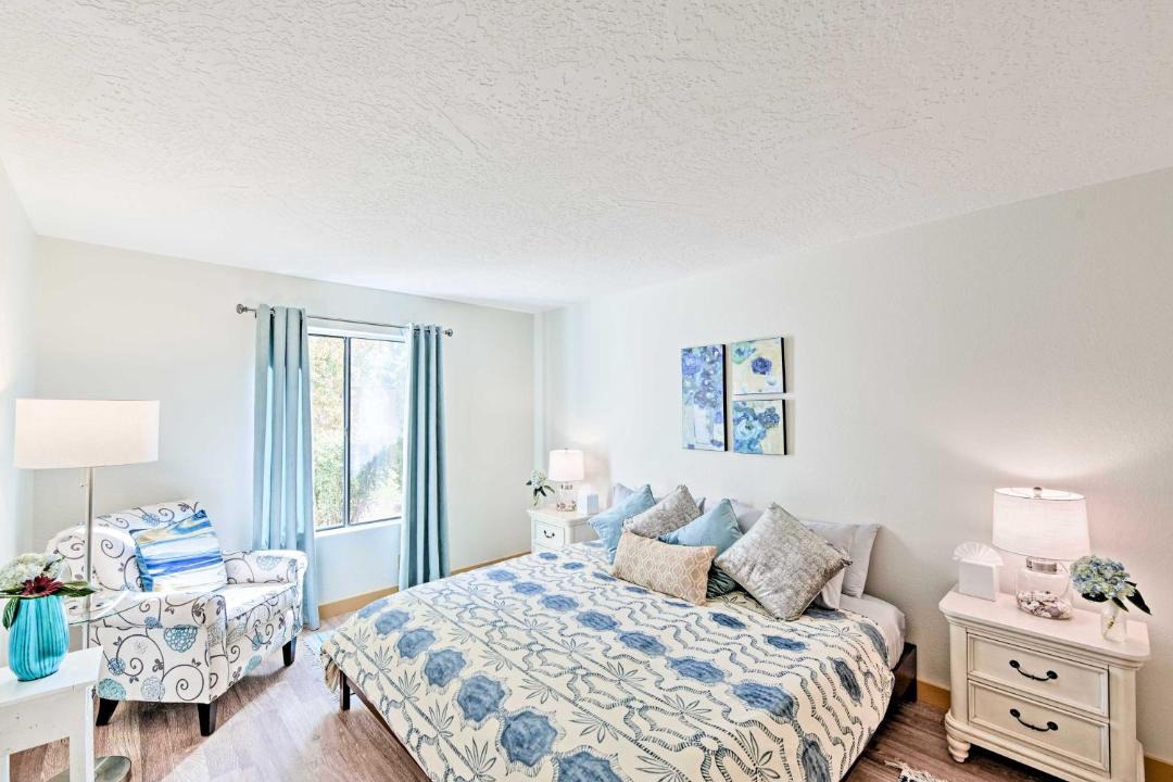 Photo of Bedroom in Oak Creek