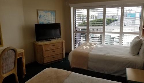 Two-Bedroom Suite