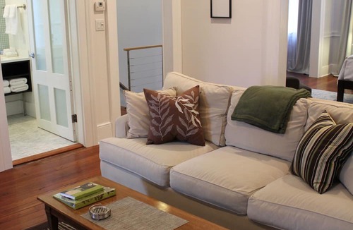 Historic District - North Apartment | Stylish Historic Savannah HGTV Designer Home, Walk Everywhere, Free Trolley!