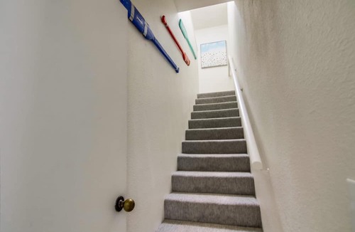 North Pacific Beach Apartment | Large balcony 1 BR Guesthouse in Pacific Beach