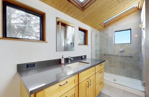 Sea Ranch House | Rainbow's End