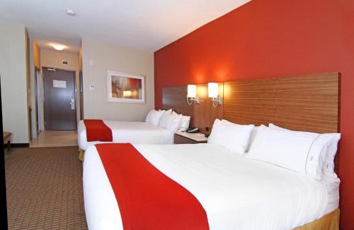 Banff Trail Hotel | Holiday Inn Express and Suites Calgary University by IHG