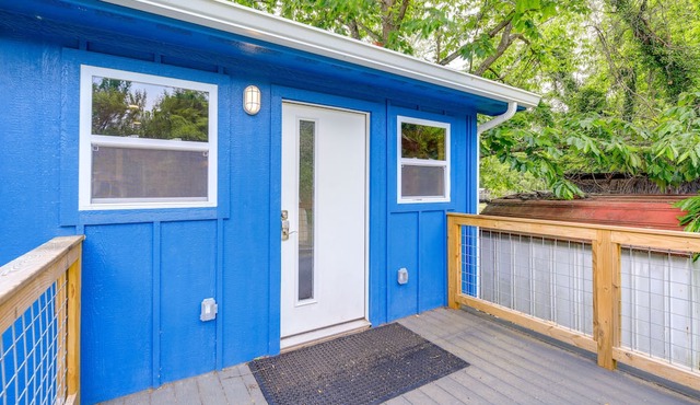 Cozy Hiker's Hideaway: Steps From Creeper Trail!