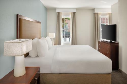 Residence Inn Savannah Downtown Historic District